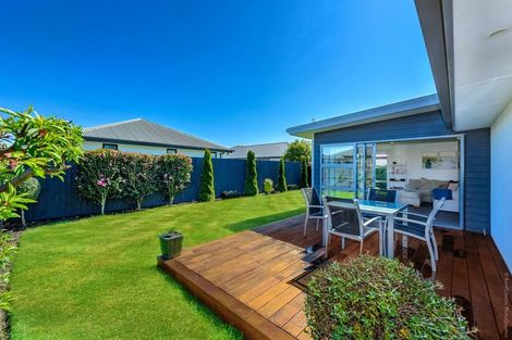 Photo of property in 10 Meyer Crescent, Halswell, Christchurch, 8025