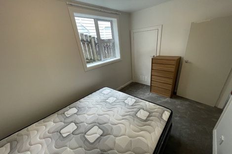 Photo of property in 14 West Road, Northland, Wellington, 6012