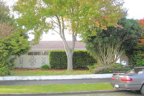 Photo of property in 33 Powell Crescent, Ilam, Christchurch, 8041