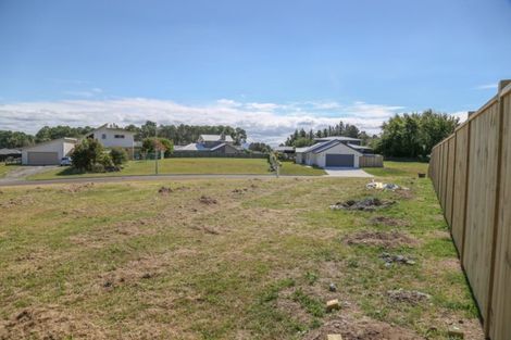 Photo of property in 8 Wai Kite Kite Place, Motuoapa, 3382