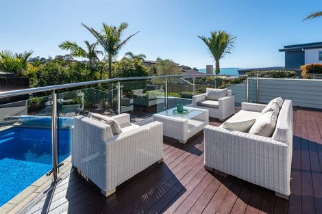 Photo of property in 16 Sea View Terrace, Cockle Bay, Auckland, 2014