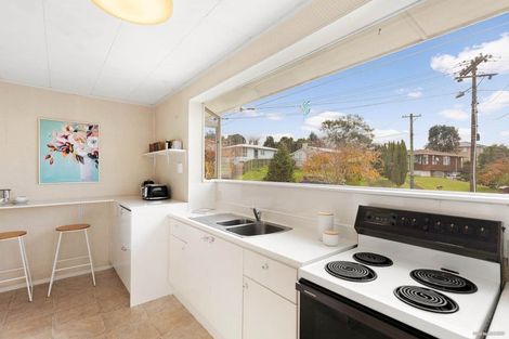 Photo of property in 4 Coppins Road, Mount Wellington, Auckland, 1062