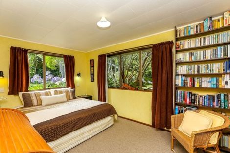 Photo of property in 201 Egmont Road, Hillsborough, New Plymouth, 4372