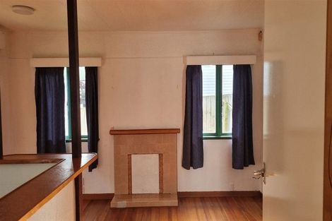 Photo of property in 12 Rimu Road, Manurewa, Auckland, 2102