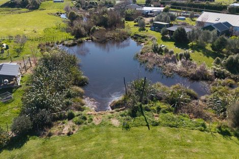 Photo of property in 30 Mountain View Drive, Manakau, Otaki, 5583