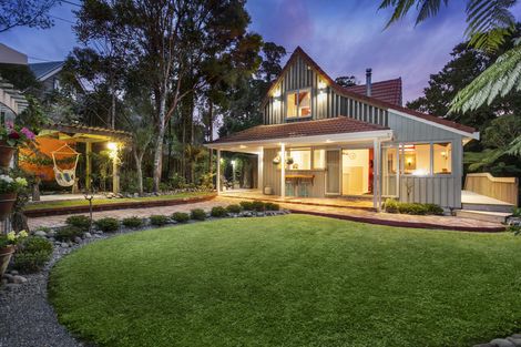 Photo of property in 50 Turanga Road, Henderson Valley, Auckland, 0612