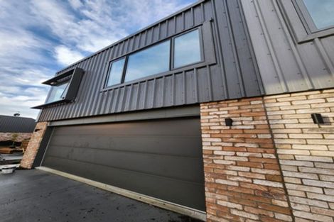 Photo of property in 74 Tahuhu Road, Mount Wellington, Auckland, 1062