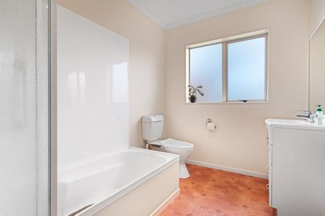 Photo of property in Holdsworth Villas, 2/47 William Donald Drive, Solway, Masterton, 5810