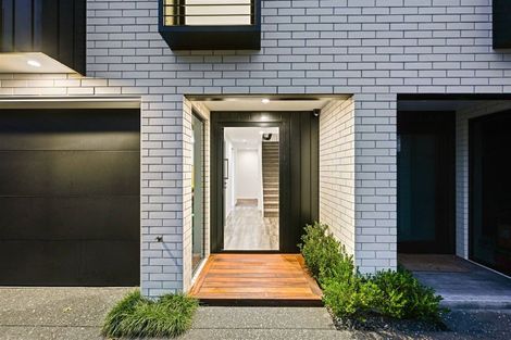 Photo of property in 2/21 Manning Street, Hamilton Central, Hamilton, 3204