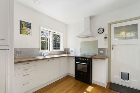 Photo of property in 1/21 Stanley Avenue, Milford, Auckland, 0620