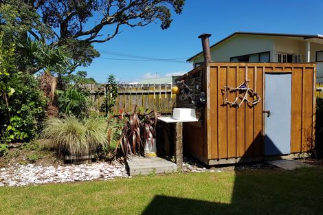 Photo of property in 11 Motutara Road, Oakura, Hikurangi, 0184