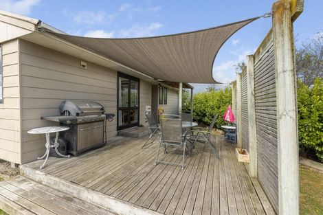 Photo of property in 19 Mcleavey Drive, Kelvin Grove, Palmerston North, 4414
