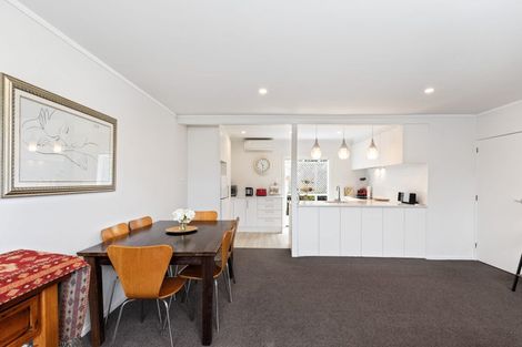 Photo of property in 3/18 Bevyn Street, Castor Bay, Auckland, 0620
