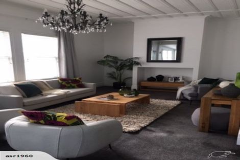 Photo of property in 34 Sentinel Road, Herne Bay, Auckland, 1011