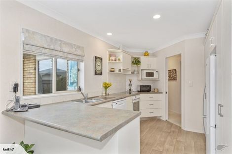 Photo of property in 56 Freyberg Street, Otumoetai, Tauranga, 3110