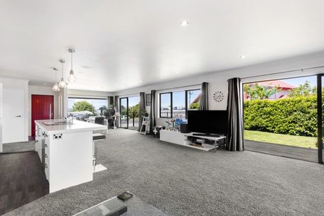 Photo of property in 32a Bath Street, Brighton, Dunedin, 9035