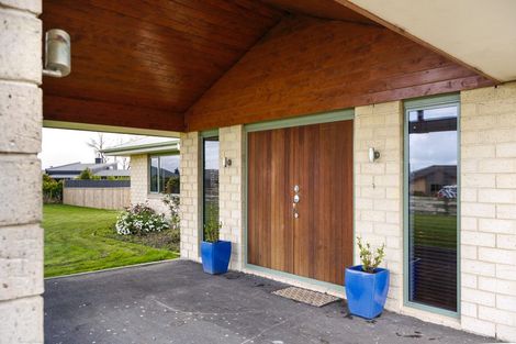 Photo of property in 4 Paradise Avenue, Feilding, 4775