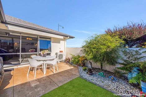 Photo of property in 76 Orotu Drive, Poraiti, Napier, 4112