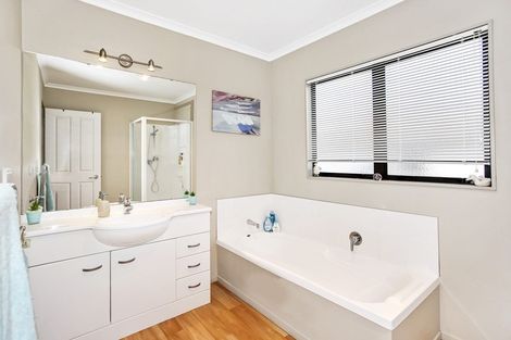 Photo of property in 42a Harrisville Road, Tuakau, 2121