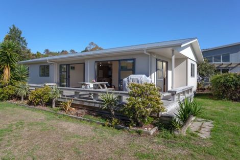 Photo of property in 25 Scott Drive, Cooks Beach, Whitianga, 3591