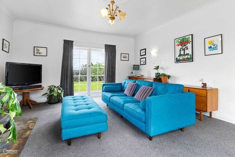 Photo of property in 65 Brandon Street, Featherston, 5710