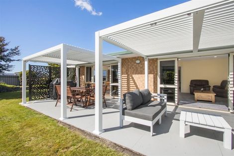 Photo of property in 10 Highfields Drive, Katikati, 3129