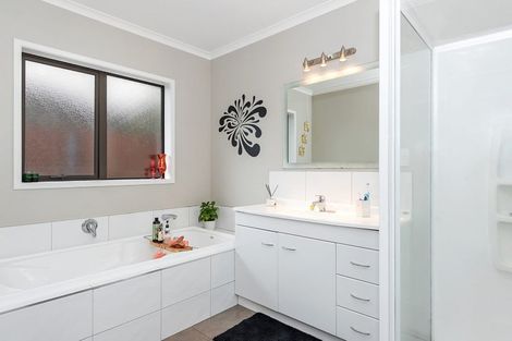 Photo of property in 3 Vantage Place, Flagstaff, Hamilton, 3210