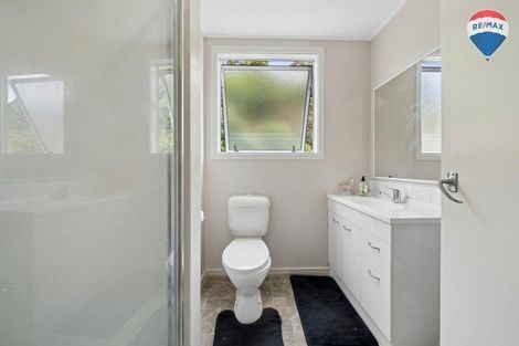 Photo of property in 39 Thurleigh Grove, Karori, Wellington, 6012