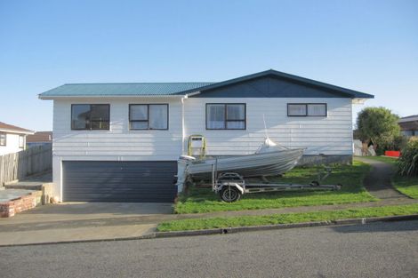 Photo of property in 7 Rothwell Street, Titahi Bay, Porirua, 5022