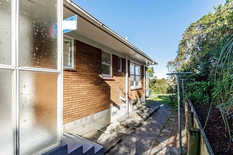 Photo of property in 2/28 Gordon Avenue, Milford, Auckland, 0620
