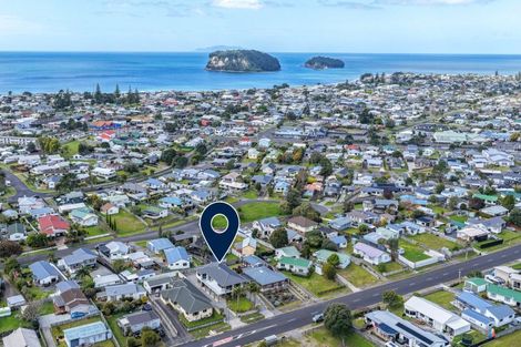 Photo of property in 131 Mayfair Avenue, Whangamata, 3620