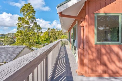 Photo of property in 33a Fairmount Road, Titirangi, Auckland, 0604