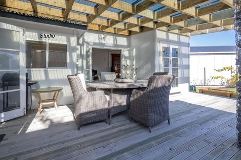 Photo of property in 51 Nash Parade, Foxton Beach, Foxton, 4815