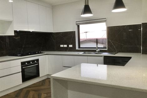 Photo of property in 4223a Great North Road, Glendene, Auckland, 0602