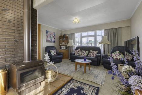 Photo of property in 120 Browne Street, Waitara, 4320