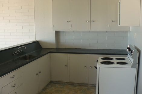 Photo of property in 1/23 Hamblyn Street, Strandon, New Plymouth, 4312