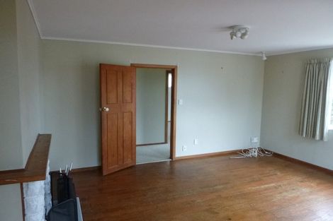 Photo of property in 255 Rangatira Road, Beach Haven, Auckland, 0626