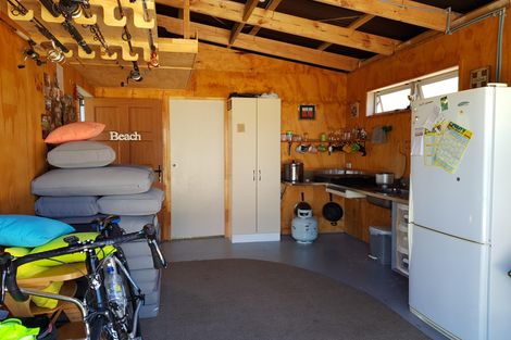 Photo of property in 11 Motutara Road, Oakura, Hikurangi, 0184