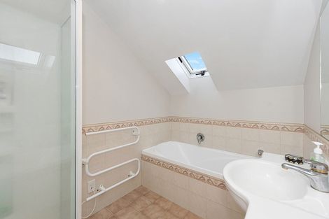 Photo of property in 6b Manning Street, Hamilton Central, Hamilton, 3204