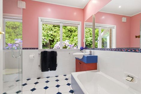 Photo of property in 34 Torwood Road, Khandallah, Wellington, 6035