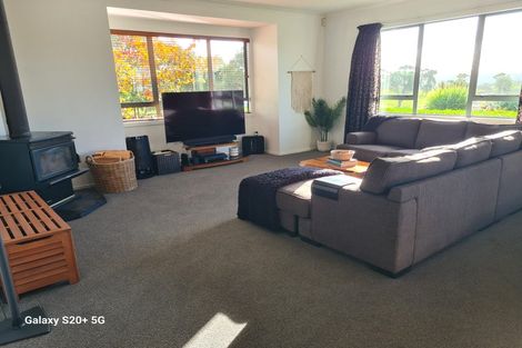 Photo of property in 17 Brewster Road, Pukekawa, Tuakau, 2696