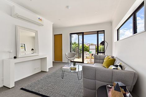 Photo of property in 22a Titoki Street, Te Atatu Peninsula, Auckland, 0610