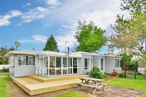 Photo of property in 5a Bunnythorpe Road, Papakura, 2110