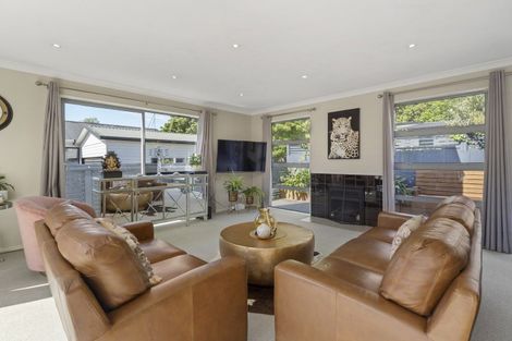 Photo of property in 185 Te Moana Road, Waikanae, 5036
