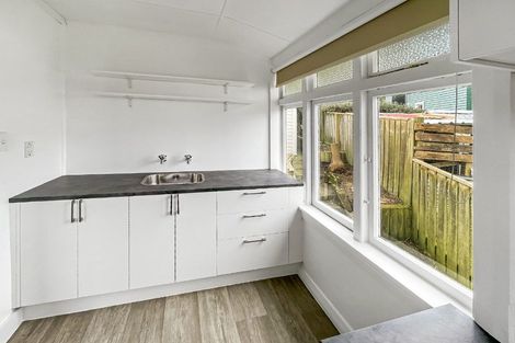 Photo of property in 1/28 Ribble Street, Island Bay, Wellington, 6023