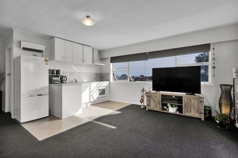 Photo of property in 4/194 Powderham Street, New Plymouth, 4310