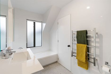 Photo of property in 53 Hawkesbury Avenue, St Albans, Christchurch, 8014