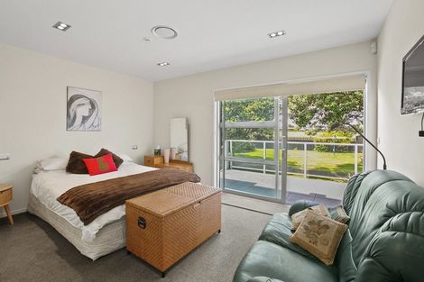 Photo of property in 15 Tiromoana Crescent, Bell Block, New Plymouth, 4312