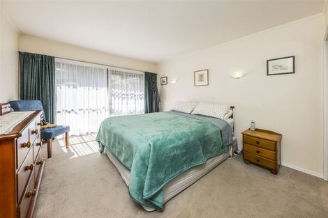 Photo of property in 26 Scenic Drive, Hillpark, Auckland, 2102