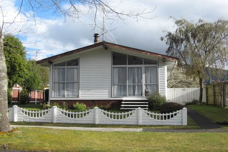 Photo of property in 27 Noni Street, Turangi, 3334